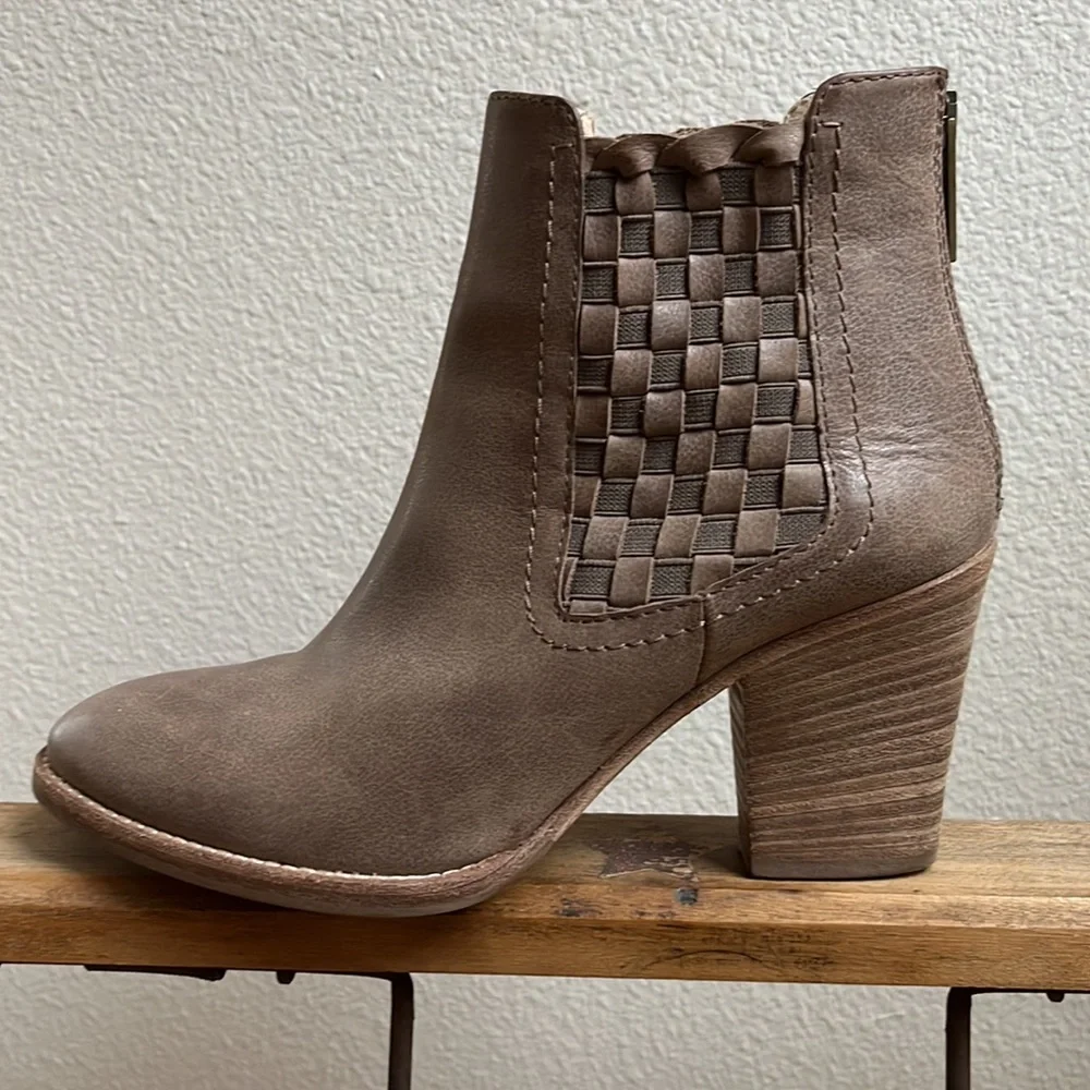 Aquatalia Basket-Weave Tan Leather Frannie Weatherproof Ankle Heeled Booties - Picture 4 of 15